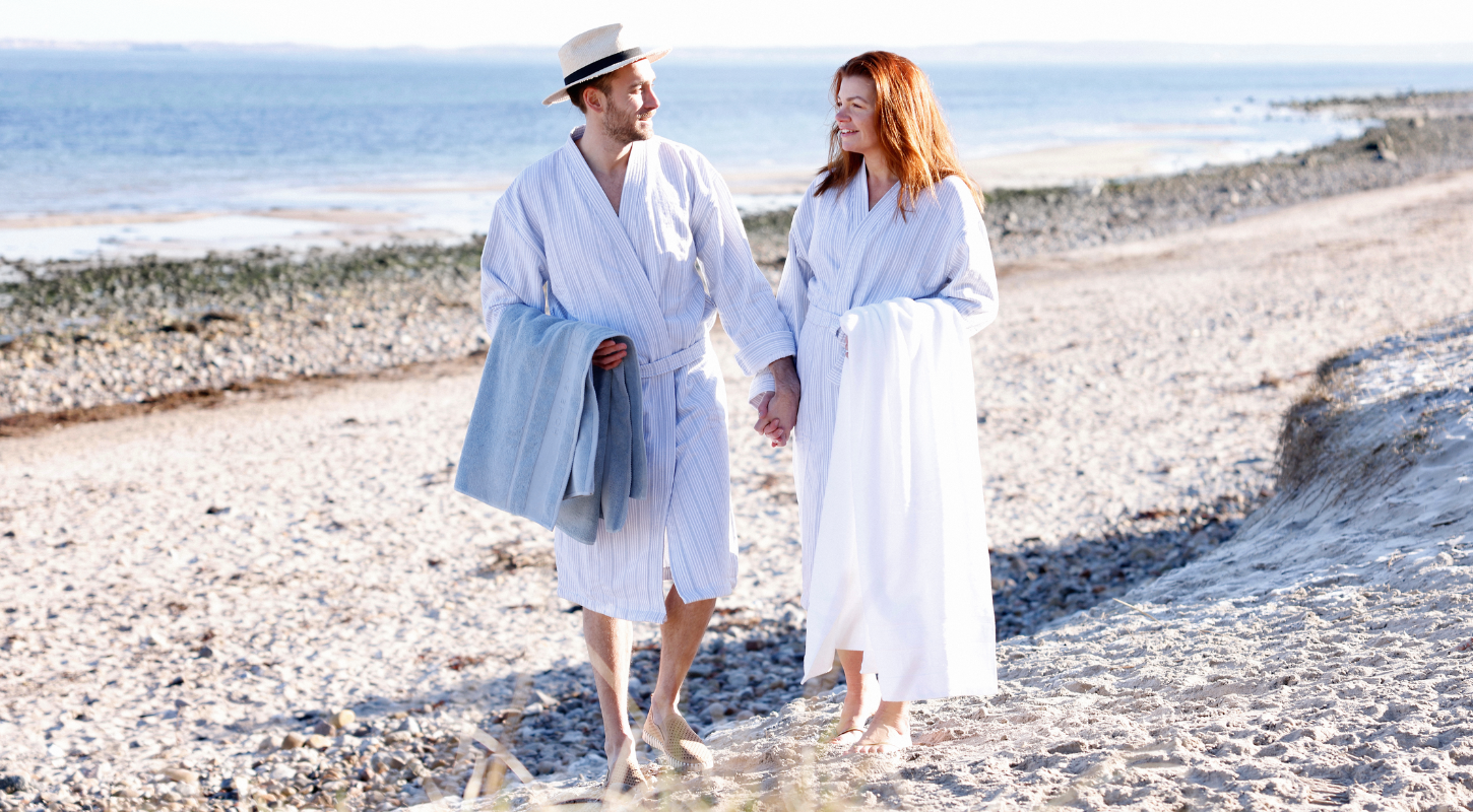 Strolle_Bathrobe.png