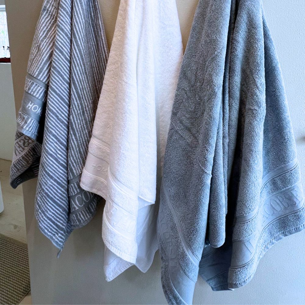 What Makes a Towel Feel Luxurious? - Home by Ilse Jacobsen