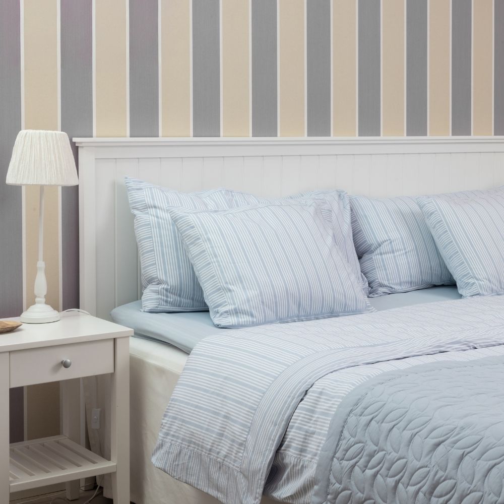 Double_duvet_cover_Powder_Blue_Stripes_and_blue_sheets_2.jpg