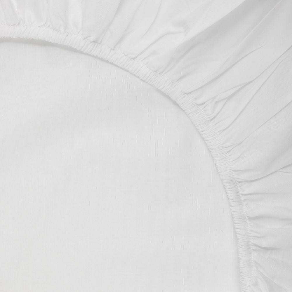 WHITE_FITTED_SHEET_922d5683-5ab6-46b1-9cf5-57812683930d.jpg