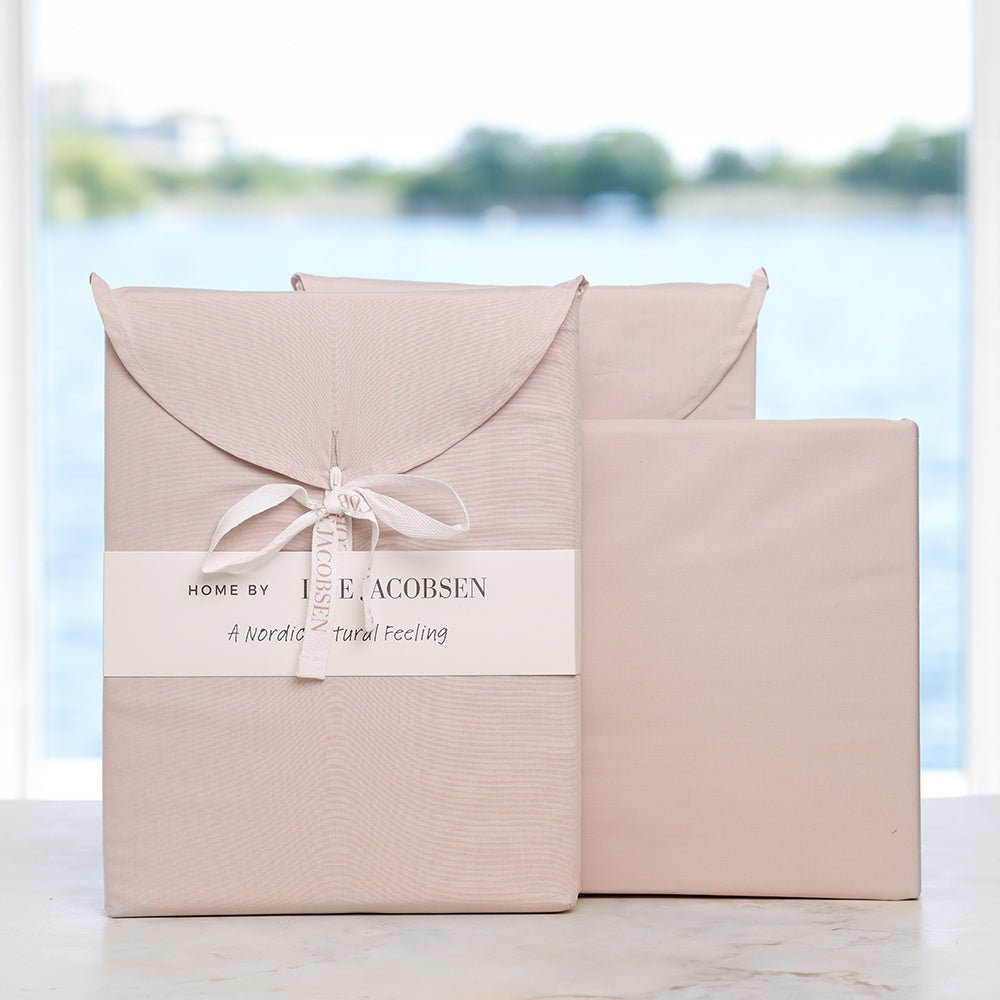 Nordic Sleep Well Set - Sand Beige - 150×210+50×60 - Home by Ilse Jacobsen