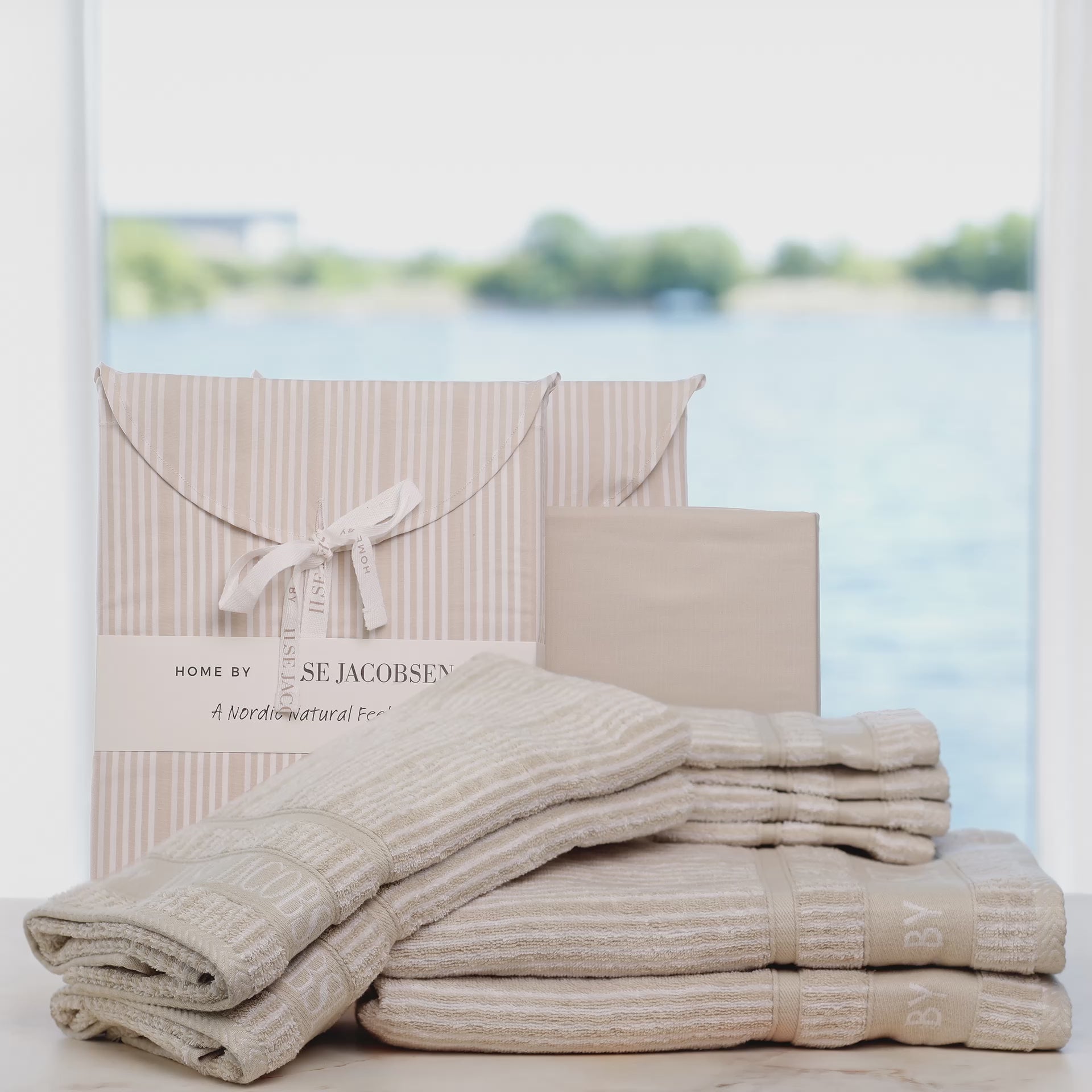 Nordic Wedding Set - Sand Beige Stripes -150x210+50x60